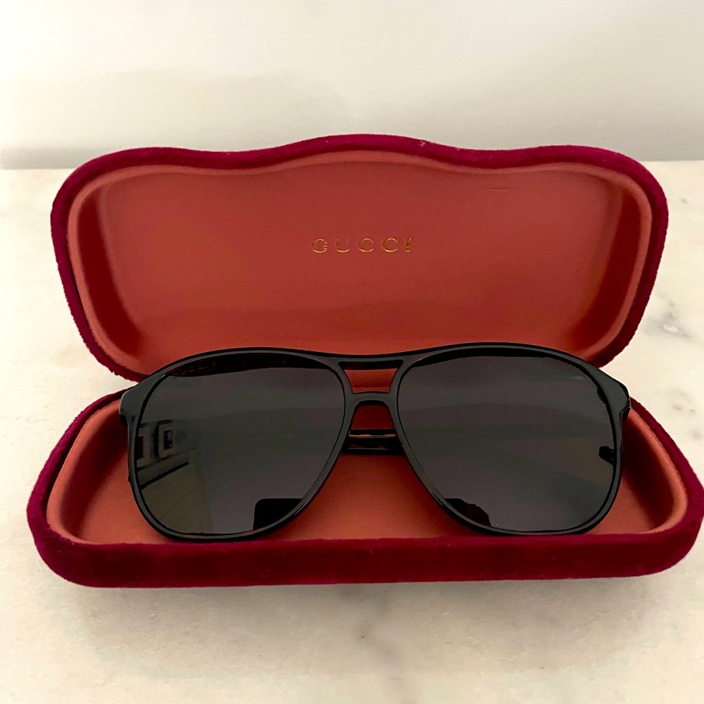 Gucci polarized oversized aviators